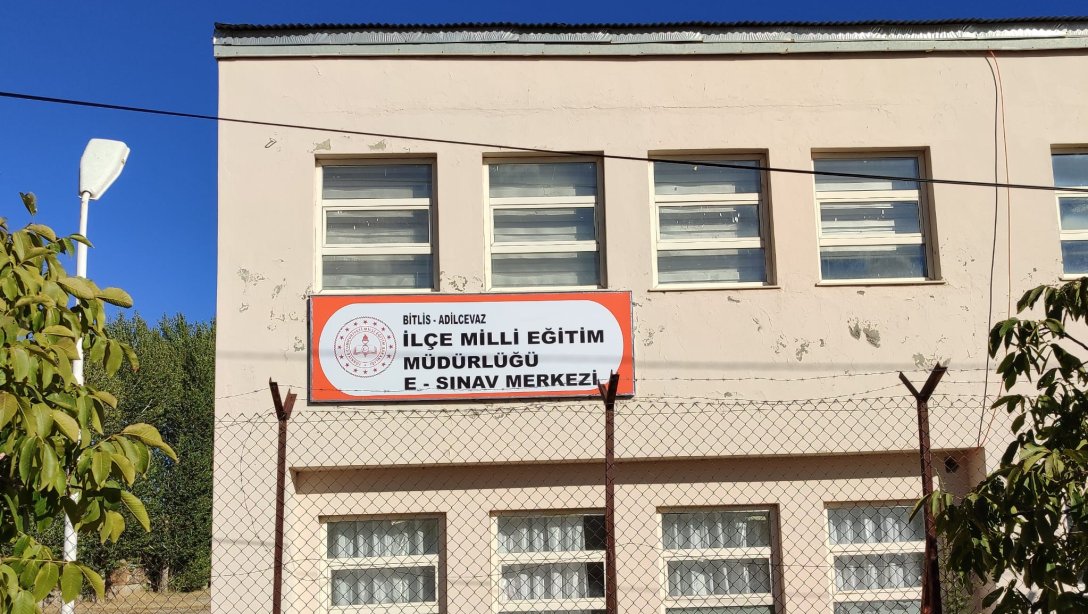 Adilcevaz'da e-sınav merkezi açıldı